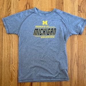 U of M University of Michigan Wolverines Kids Gray T-Shirt M 8 10
